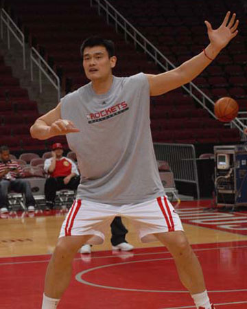 总是全力以 总是全力以