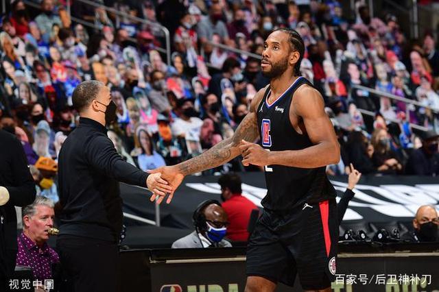 更展现了他 更展现了他