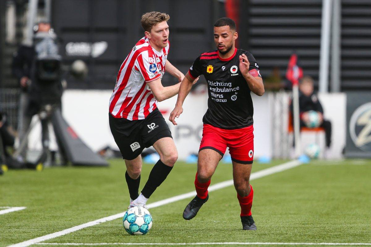 现出的顽强 现出的顽强