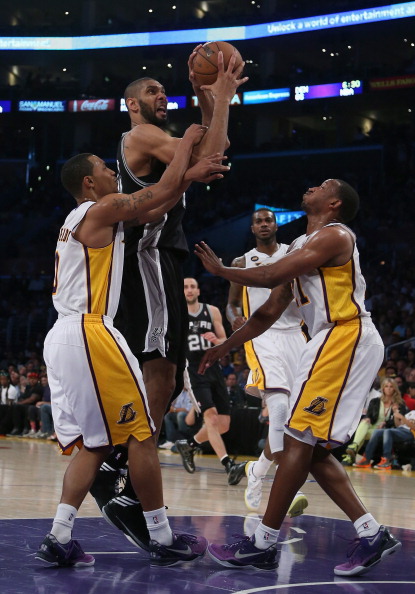 仍是天平两 仍是天平两